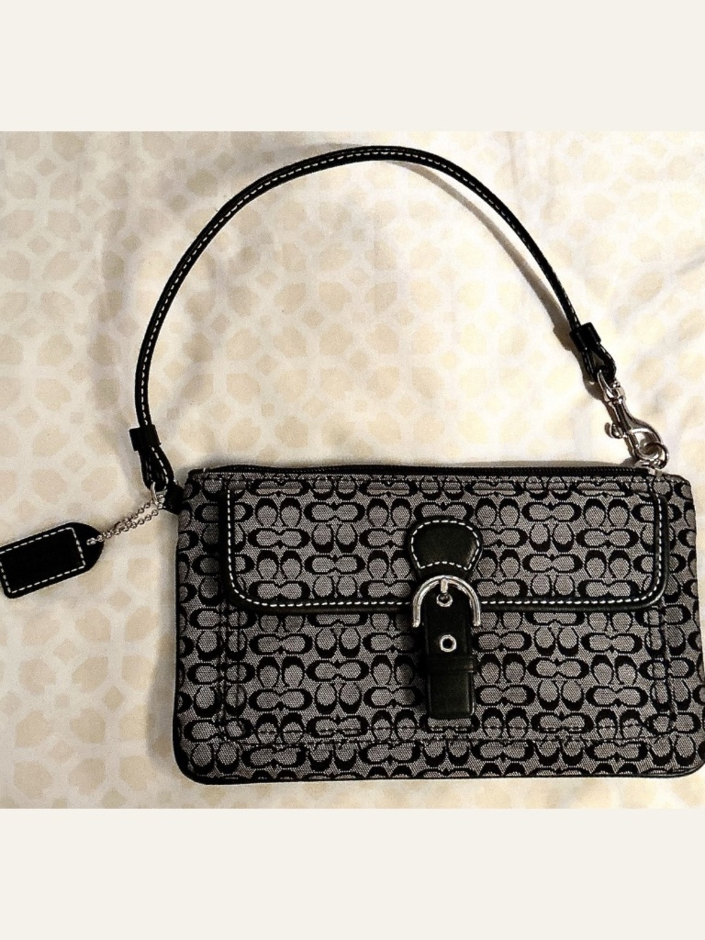 Coach Soho Signature Jacquard Buckle Wristlet Black Gray Y2K